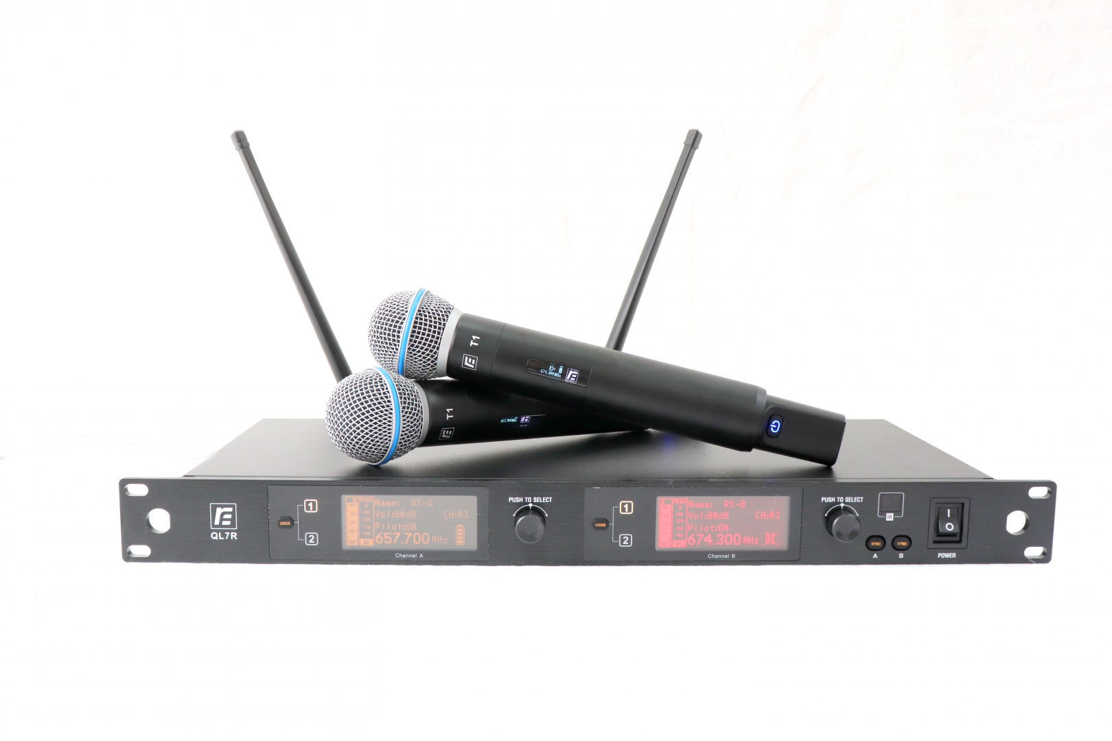 RFIntell QL7R/T1-A 651,800-683,400 МГц 2-канальная радиосистема с 2-мя ручными микрофонами в Лениногорске